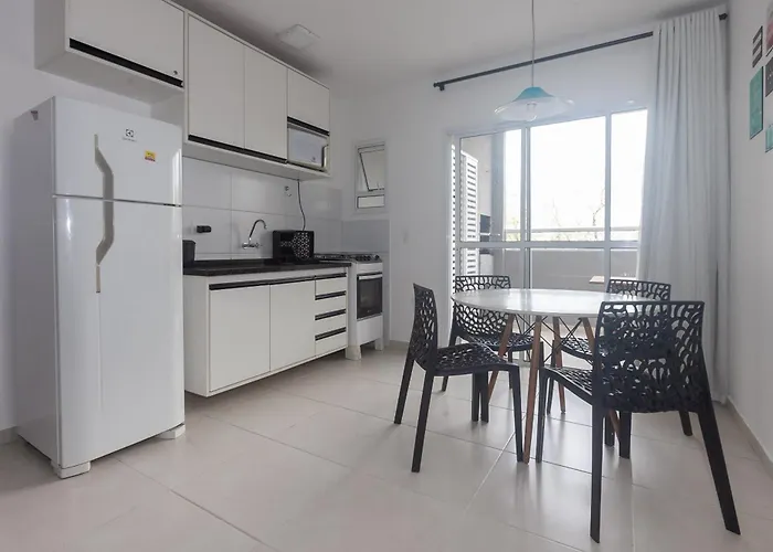 , AR, Varanda Gourmet, Piscinas e 300mt Praia